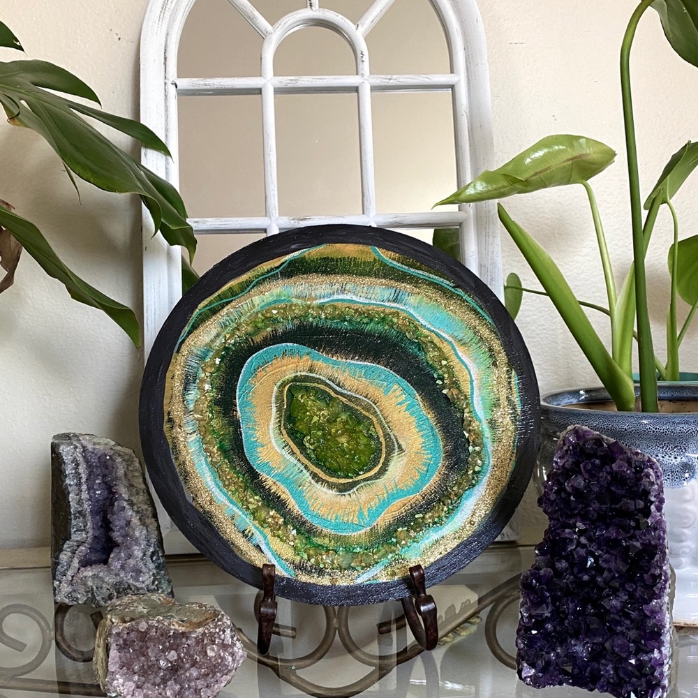Faux Geode Peridot Slice Art✨💚✨
